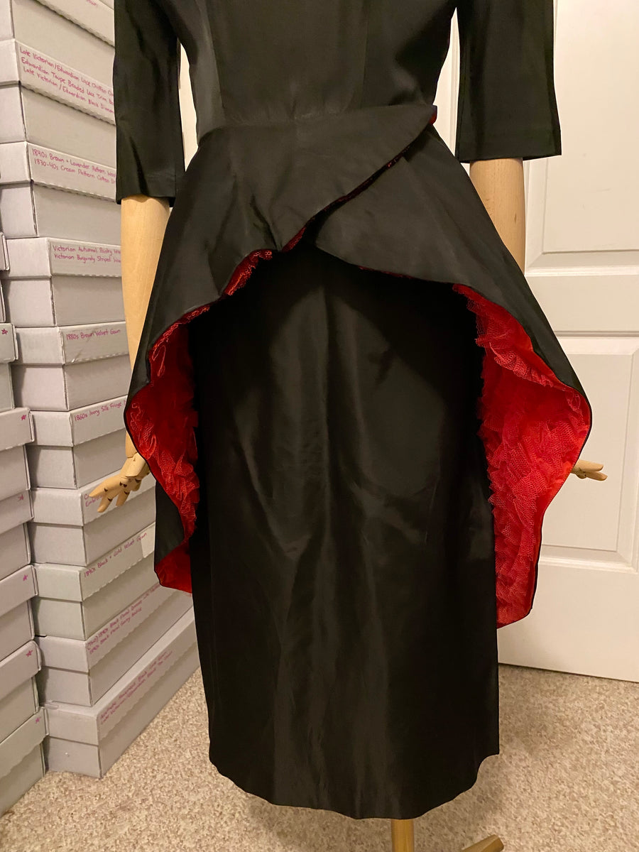 1950s Unlabelled Ceil Chapman Black & Red Peplum Dress – Hello Vintage