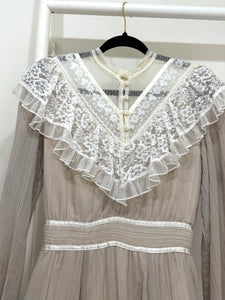 1970s Gunne Sax Gray Ruffle Midi Dress