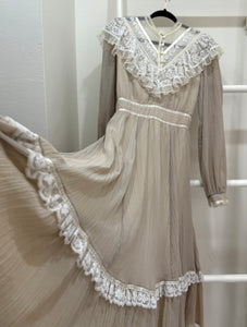 1970s Gunne Sax Gray Ruffle Midi Dress