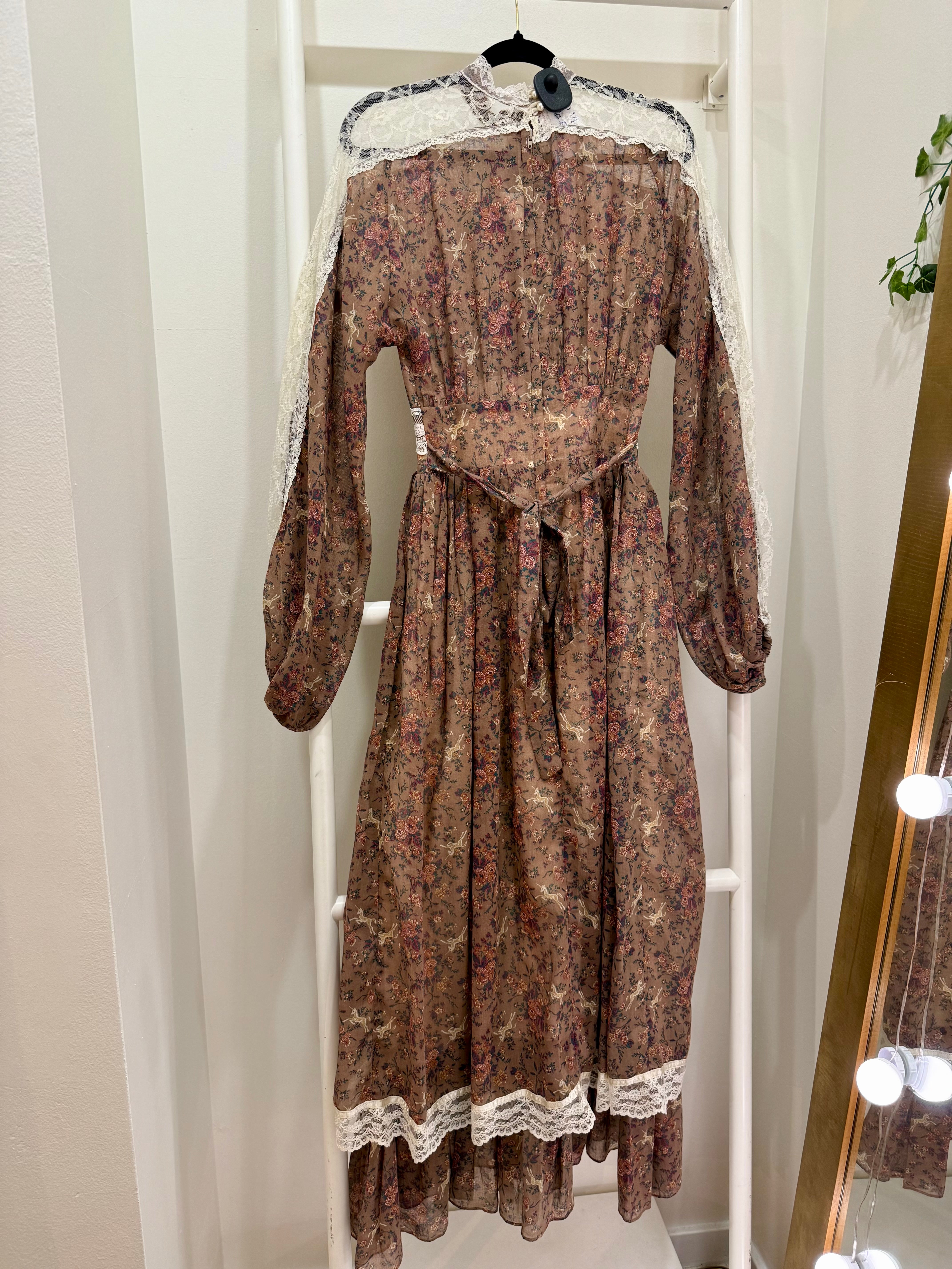 1970s Gunne Sax Unicorn Print Lace Shoulder Dress