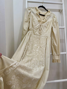 1970s Gunne Sax Cream Bicentennial Lace Apron Maxi Dress