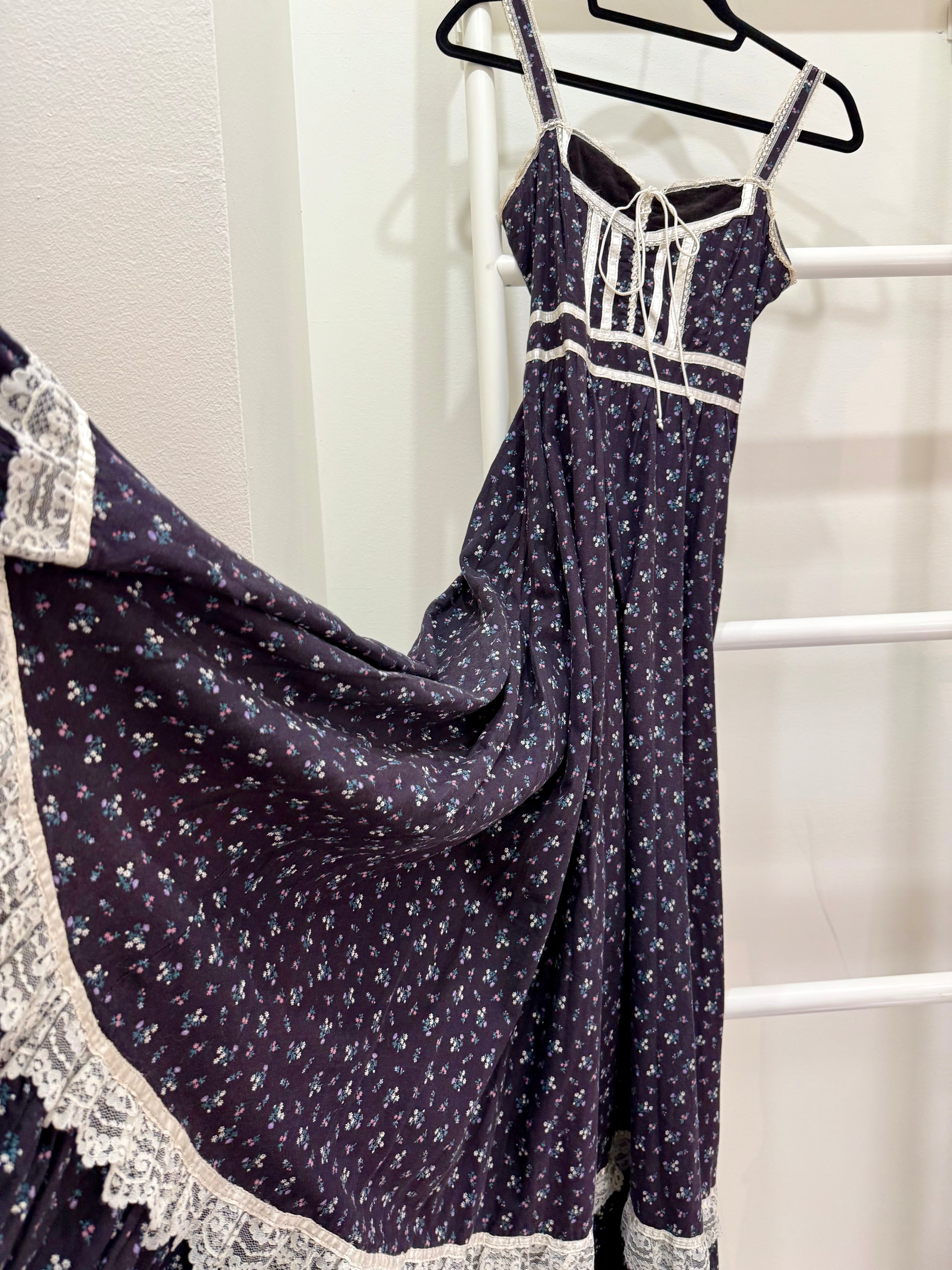 1970s Gunne Sax Black Calico Maxi Sun Dress