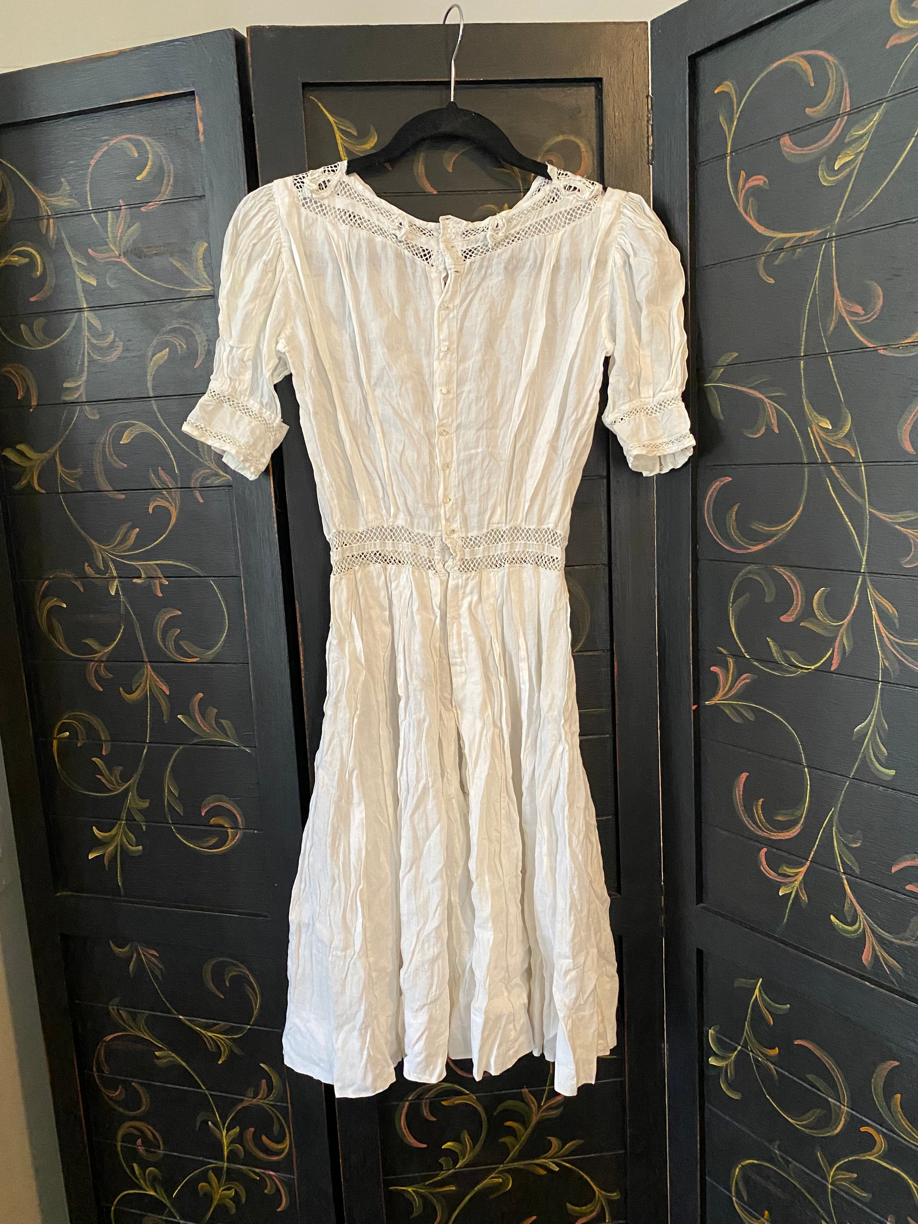 1900s White Cotton Batiste Midi Tea Dress