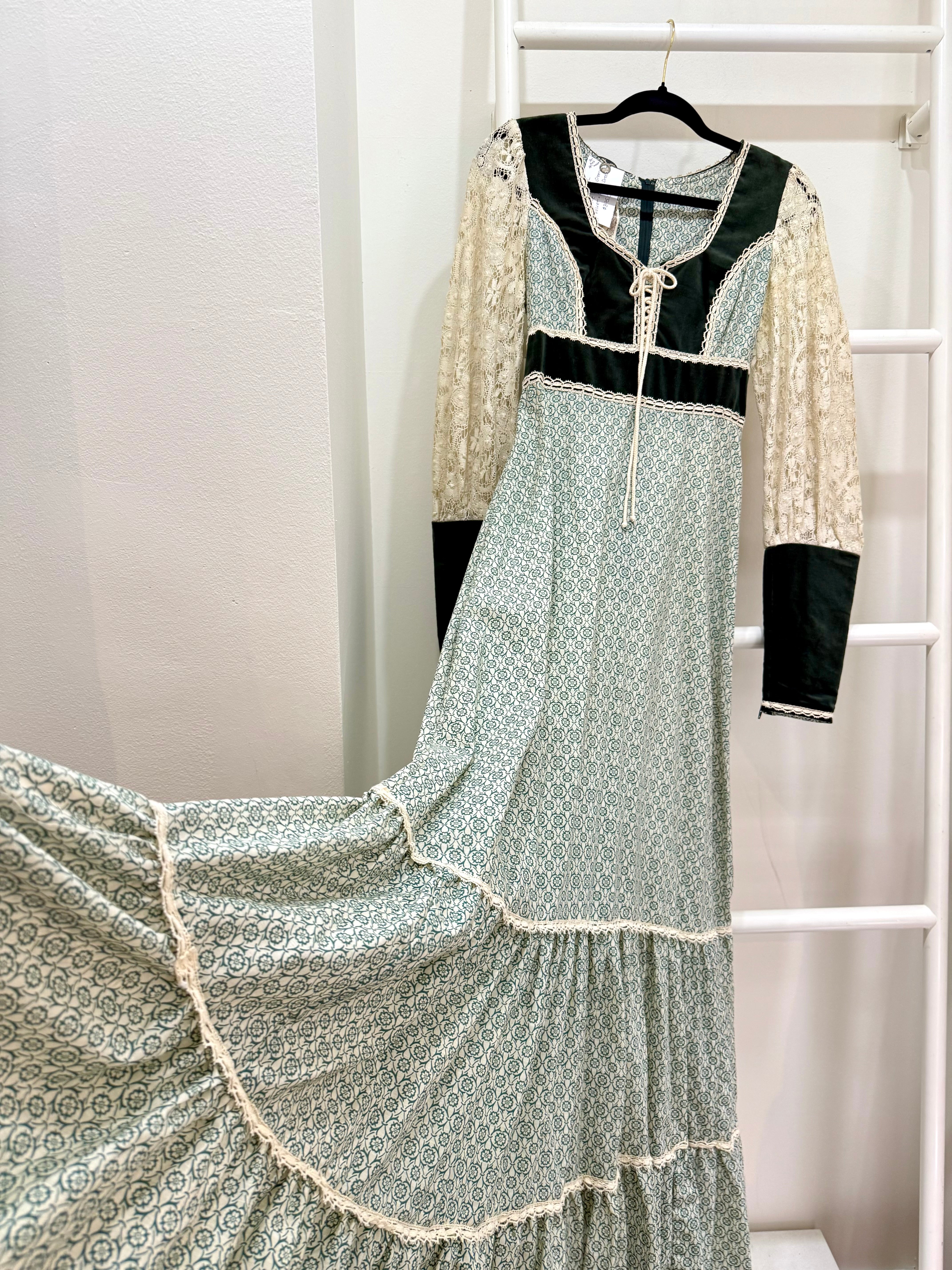 1970s Gunne Sax Green Velvet & Floral Maxi Dress