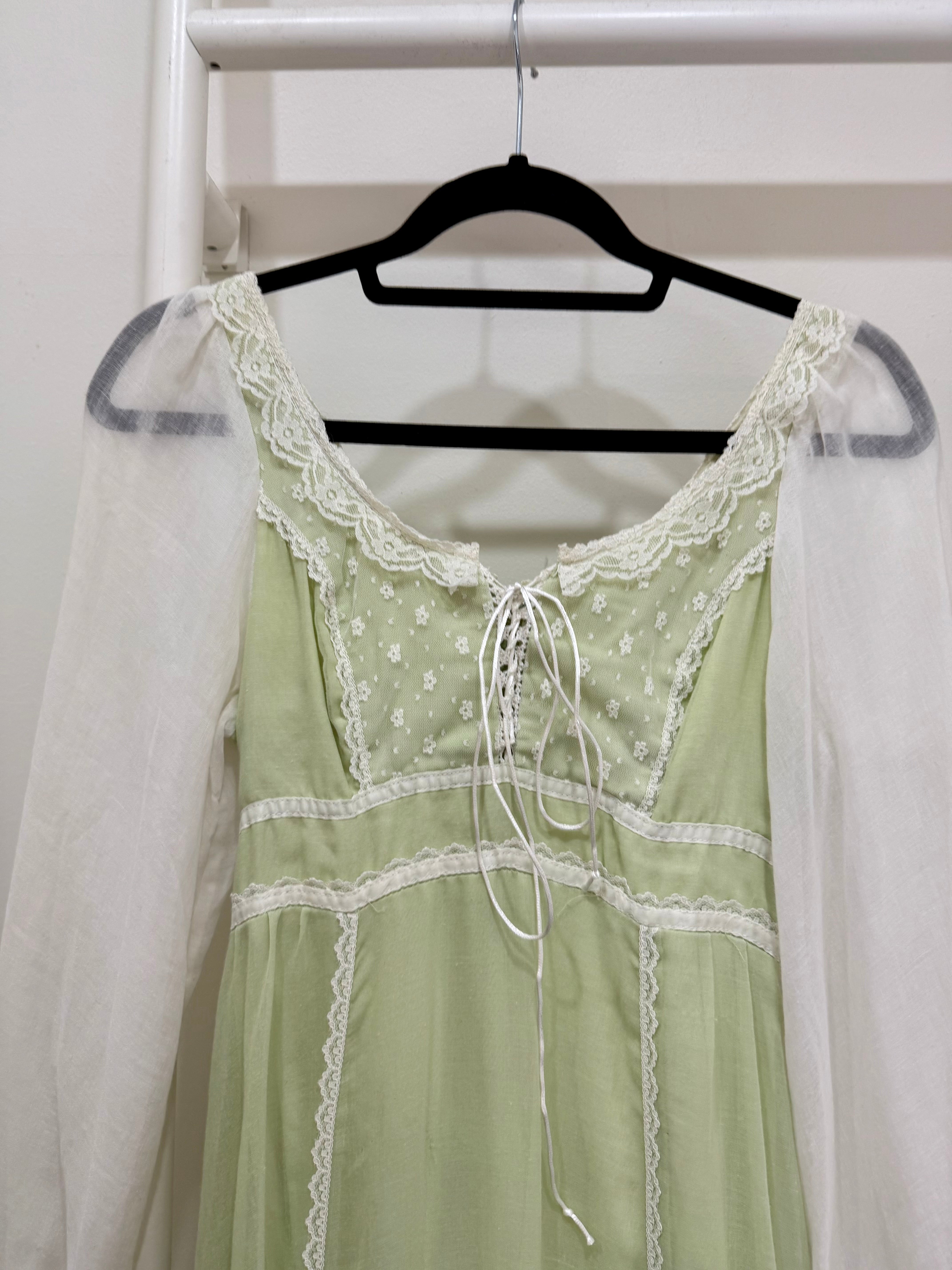 1970s Gunne Sax Green Balloon Sleeve Maxi Dress