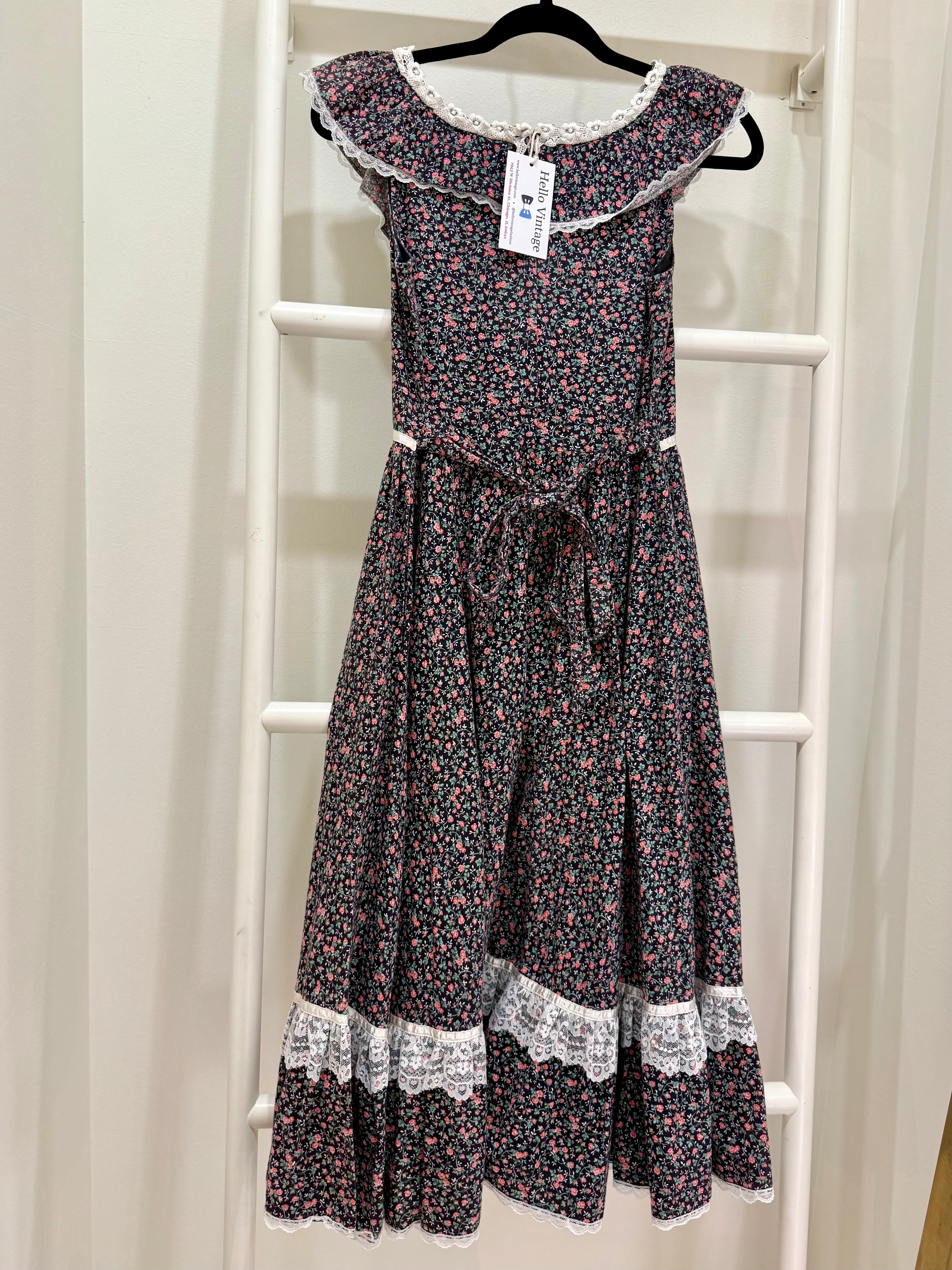 1970s Gunne Sax Dark Calico Ruffle Dress