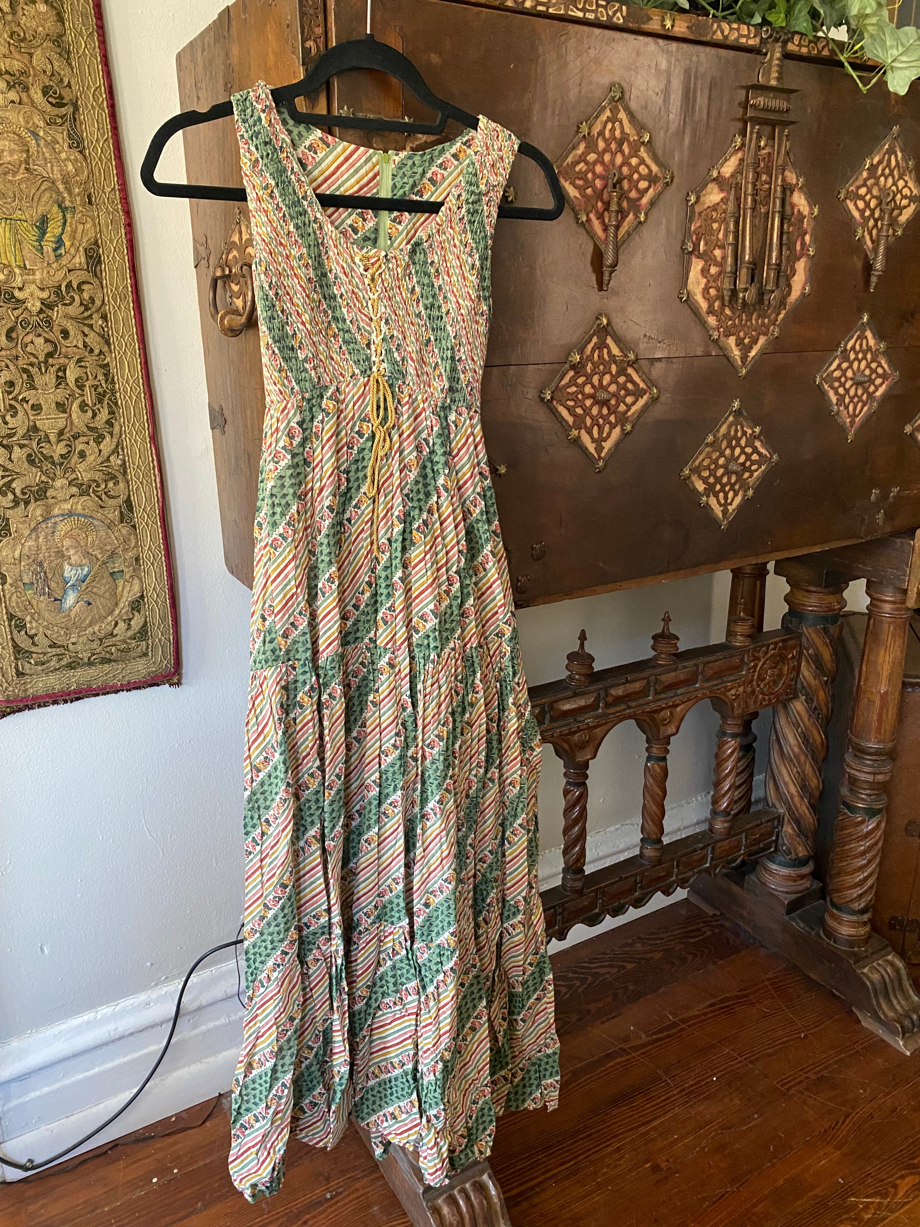 1970s Green & Red Mixed Print Maxi Sun Dress